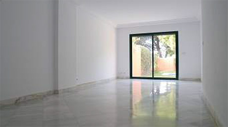 Garden Apartment for sale Saint Andrews | Cabopino Marbella interior